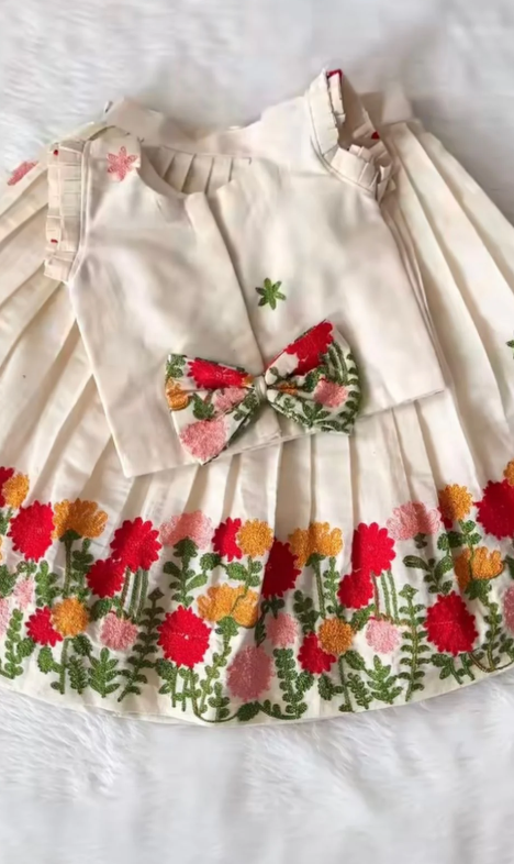 Pure Cotton Lehenga Choli, Premium Ethnic Collection, Traditional Lehenga for Women, Designer Cotton Lehenga, Festive Wear Lehenga Choli, Luxury Ethnic Outfits.