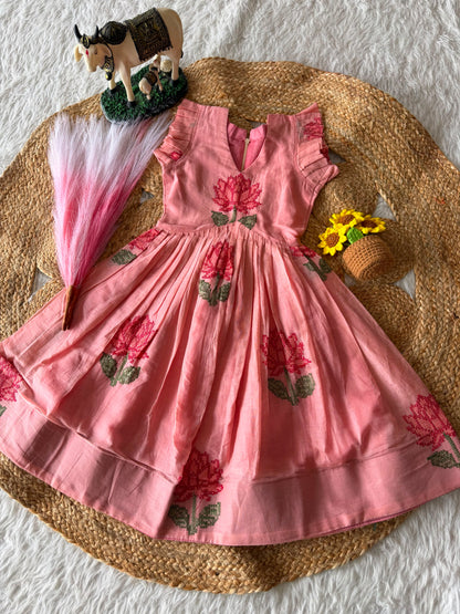 Lotus Gilrs short gown❤️